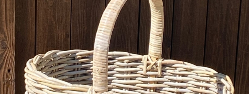 Einkaufskorb aus Rattan Einkaufskorb aus Rattan