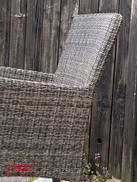 Outdoor Stuhl Calista, gefertigt aus Ecolene, ein hochwertiges Kunststoffgeflecht, Farbton: Grey Lac, das sind 2 vermischte Grau-Töne