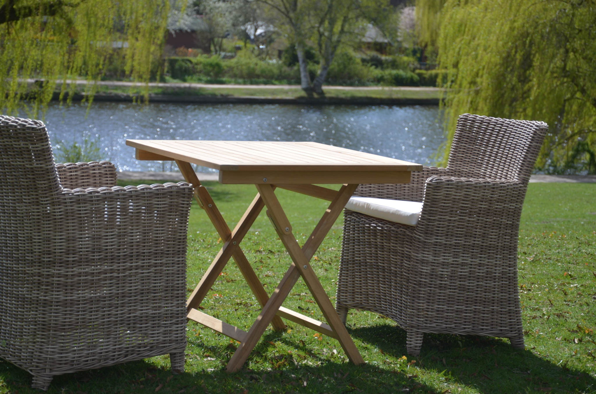 Outdoor Stuhl Alpine aus wetterfestem Kunststoffgeflecht, Farbe Summer Gras