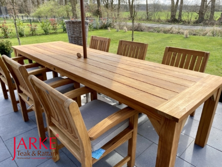 Teak Tisch Gigant 325 x 100 cm