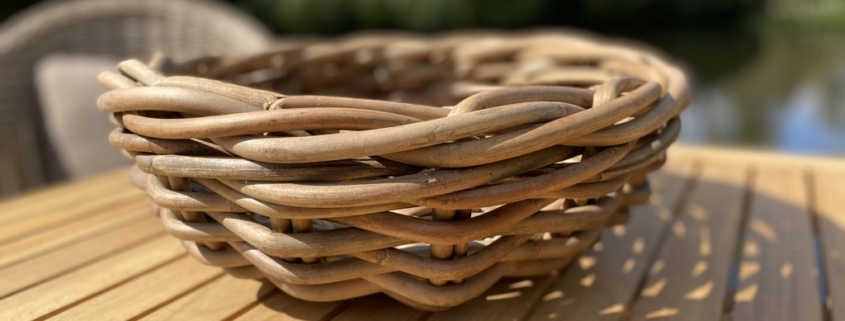 dekorative Obstschale aus Kubu Rattan dekorative Obstschale aus Kubu Rattan