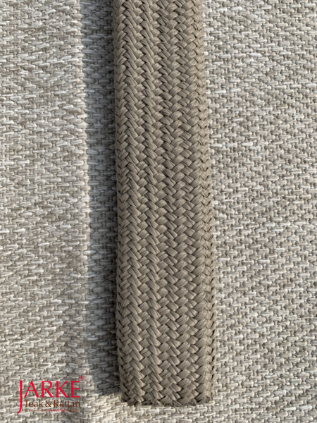 Ein toller Materialmix: Outdoor Stoff Olefin in hellgrau kombiniert mit dem Rope-Geflecht in Taupe