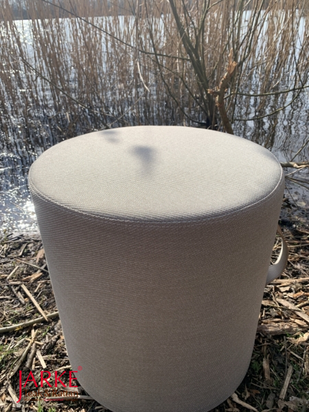 Outdoor Sitzhocker/ Pouf in 2 Farben