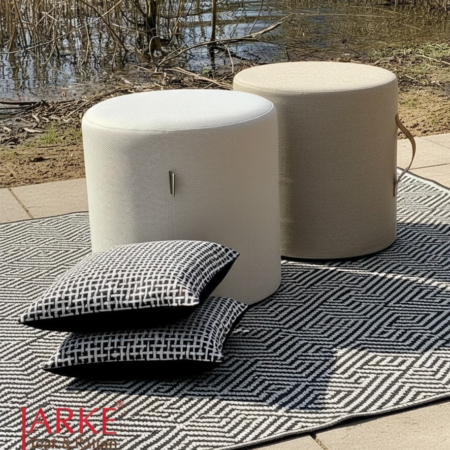 Outdoor Sitzpouf in 2 Farben