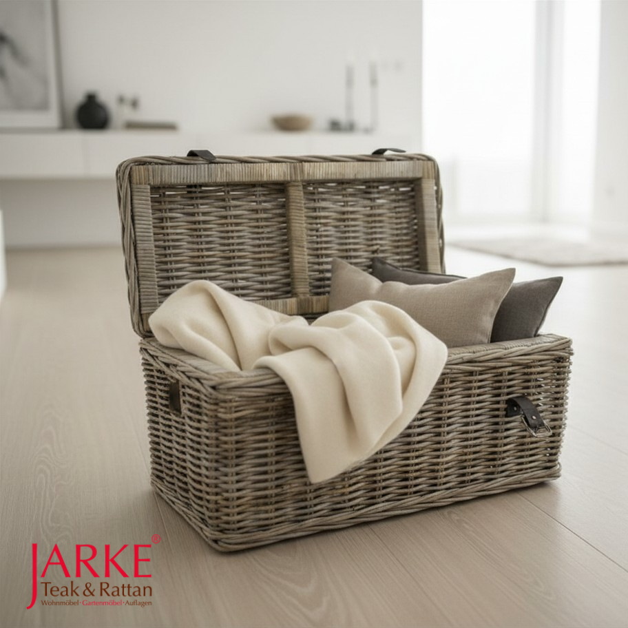 Rattan Kiste für Decken + Kissen