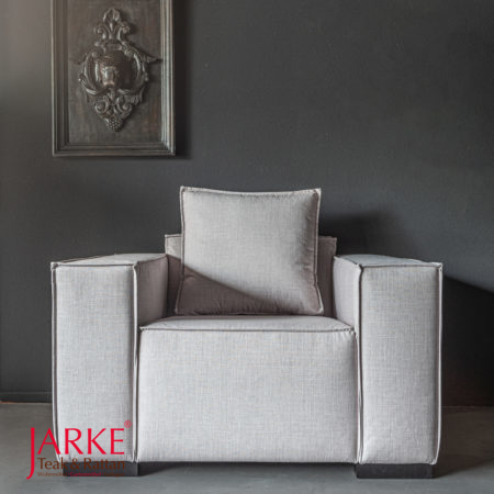Hochwertige Polstermöbel wie Sofa, Sessel, Loungegruppen, Barhocker in vielen Designs und großer Stoffvielfalt