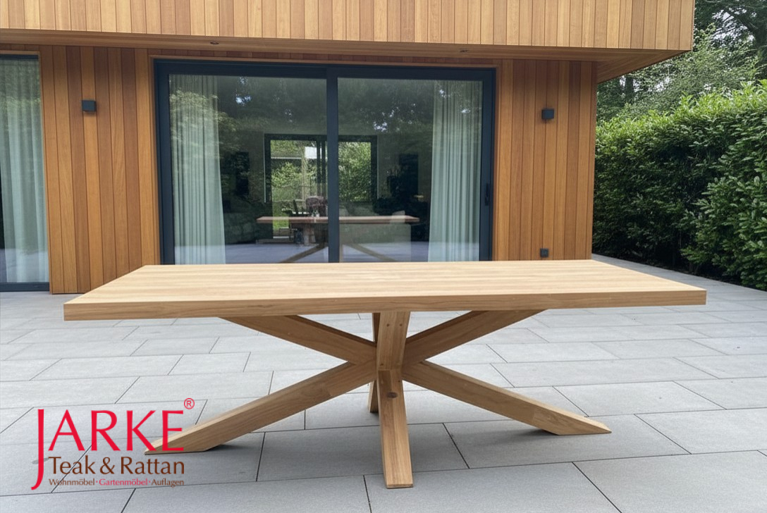 Teak Tisch Ava