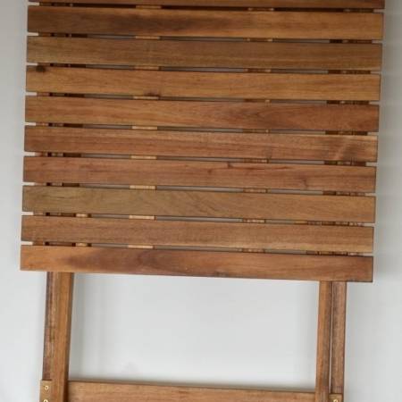 Klapptisch aus Akazienholz