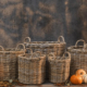 Runde Rattan Körbe mit Herbstdeko