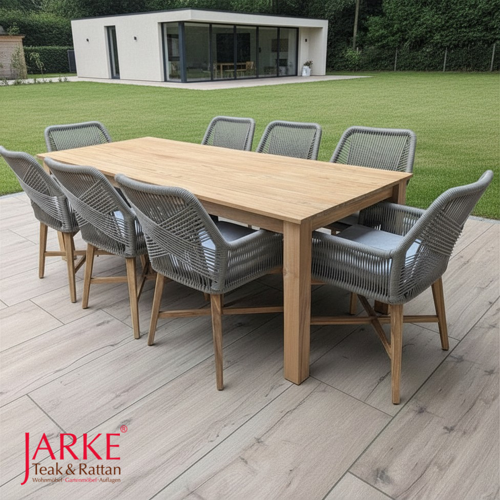 Eine tolle Kombi: Outdoor Stuhl "Paxton" mit dem Teak Tisch "Living"