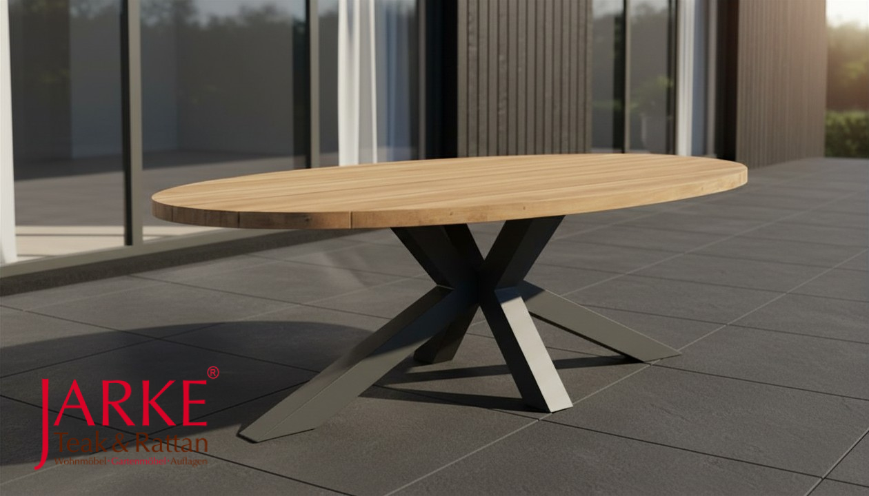 Teak Tisch "Kira" in Elipsenform
