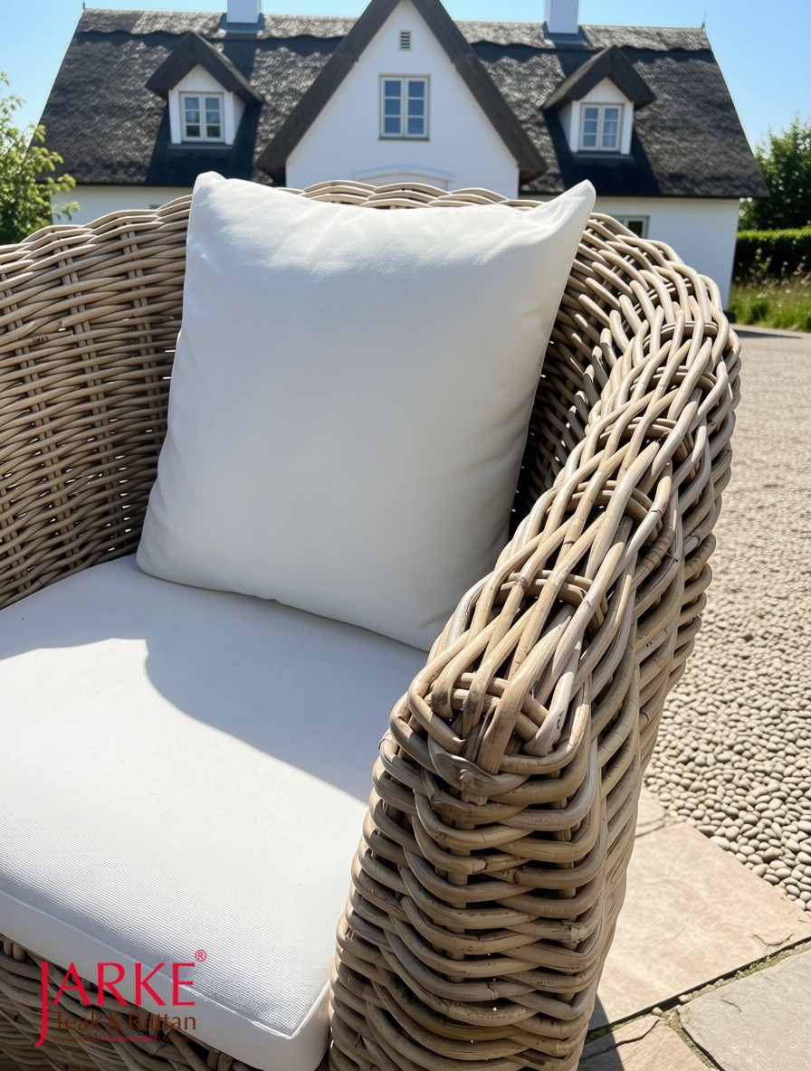 Rattan Sessel Lyon inkl. Sitzkissen und Zierkissen